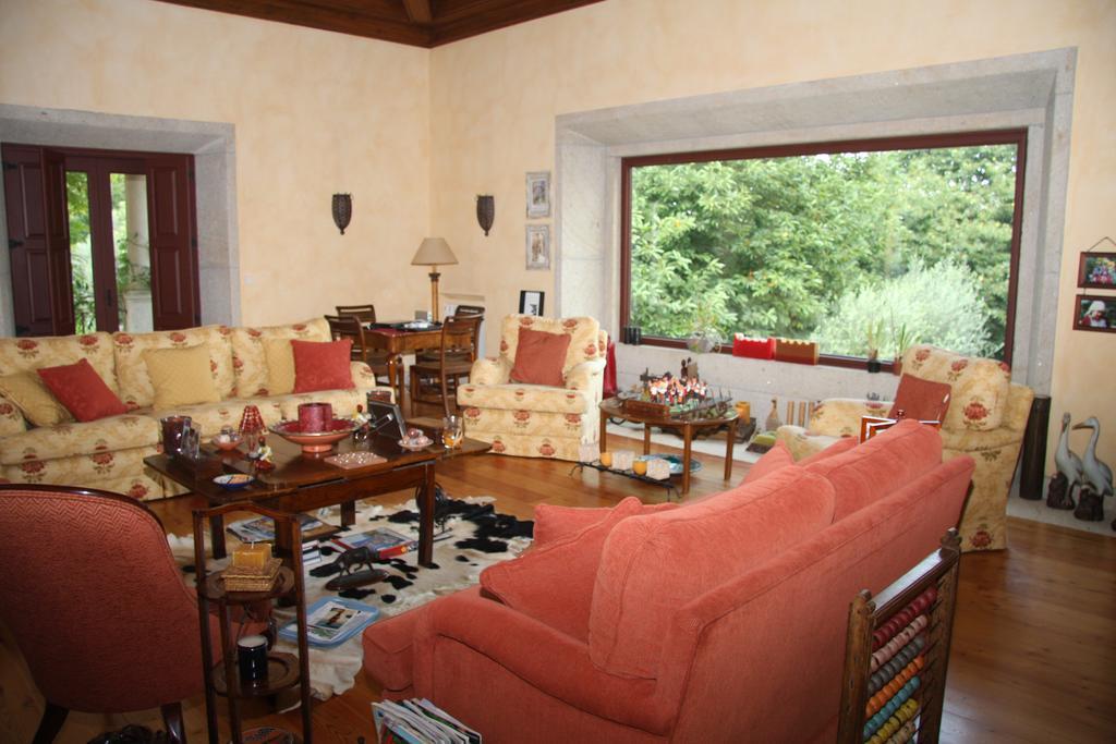 Quinta Dos Castanheiros Bed And Breakfast Ponte de Lima Exteriör bild
